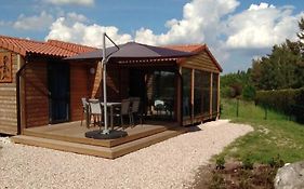 Le Chalet des Sotrés 3 étoiles avec terrain clôturé et accès au camping 4 étoiles